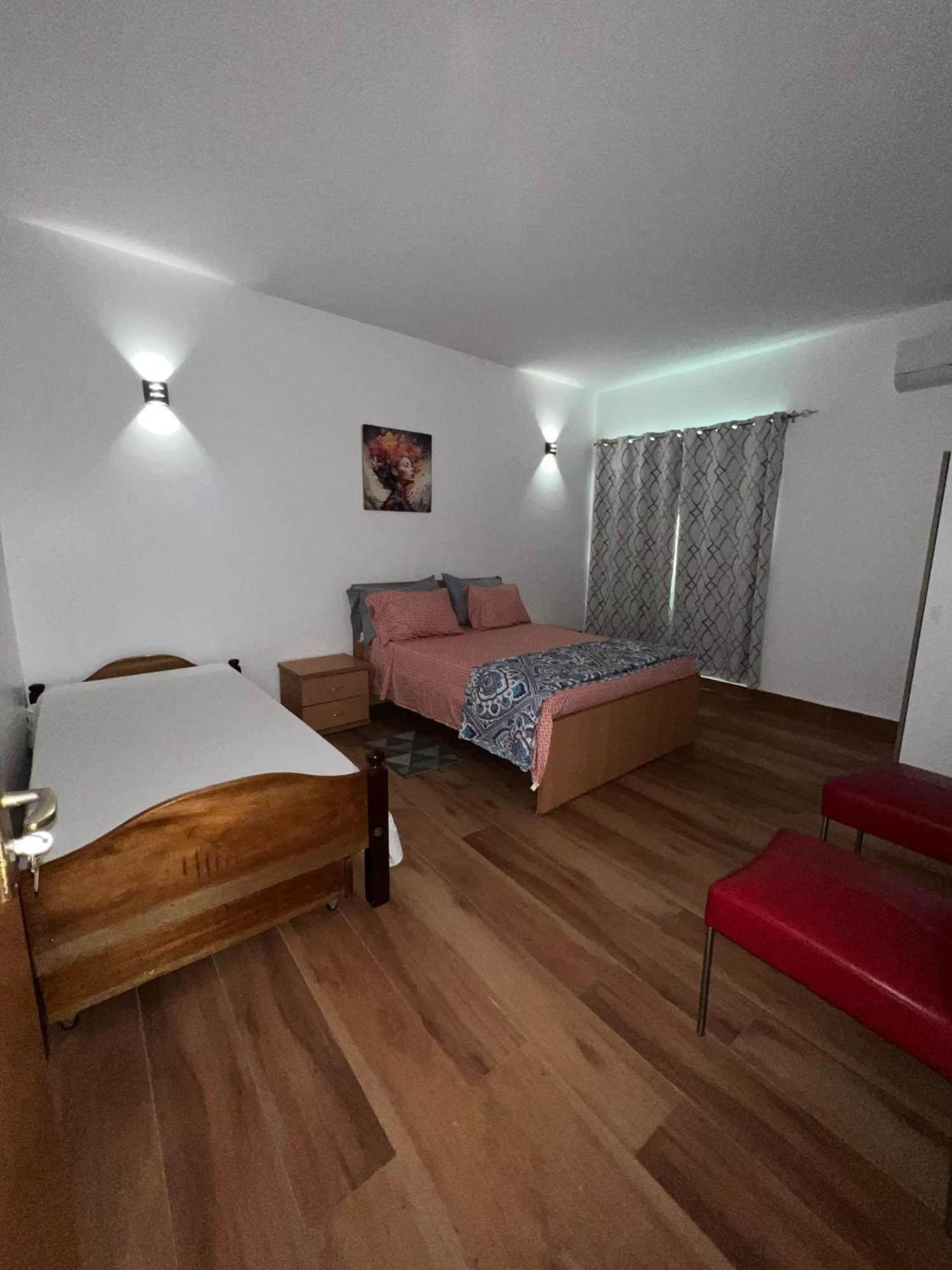プライア Residencia Aguiaヴィラ エクステリア 写真